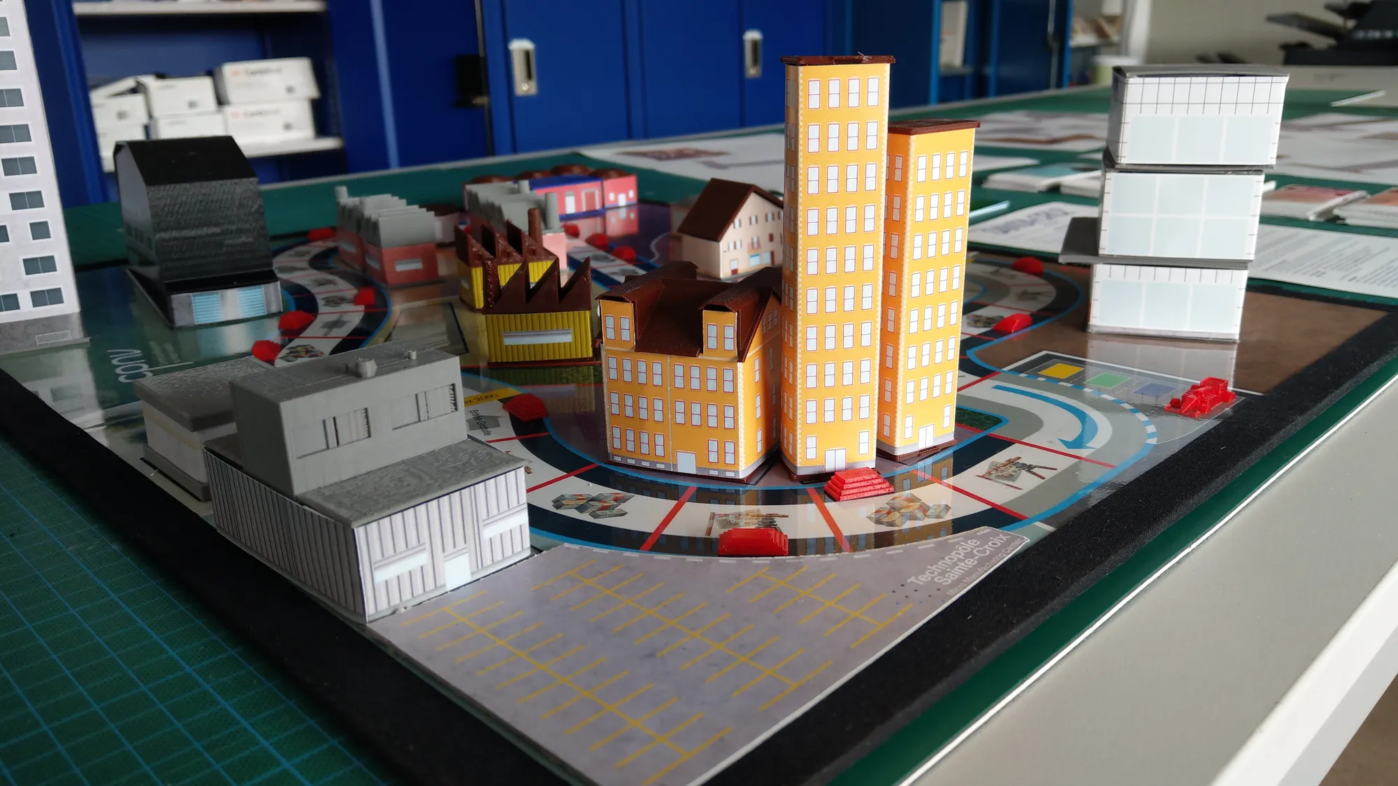 Santa Cruz — Board Game